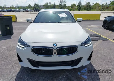 2023 BMW 230 I z USA, uszkodzony, nr VIN 3MW23CM08P8D40778